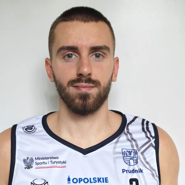 Michał Mindowicz - zawodnik drużyny II ligi MKS Smyk Prudnik
